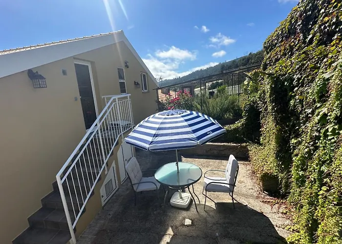 Pensión Casa Malee Calheta (Madeira)